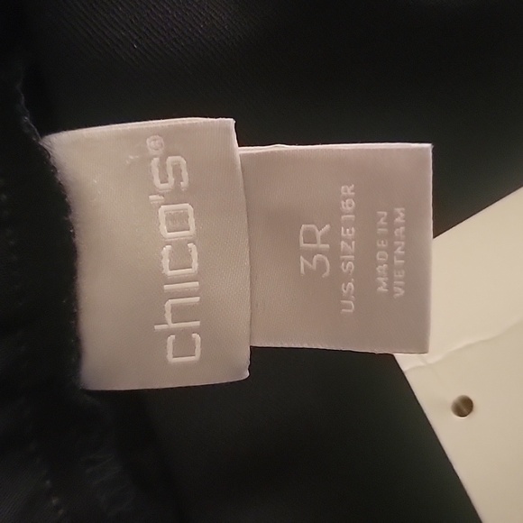Chico's So Slimming Ava Slim Leg Pants - Size 3 Reg. - Black - NWT - Picture 4 of 6